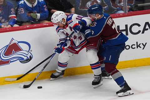 Artemi Panarin’s lapse one of many Rangers’ defensive miscues in loss