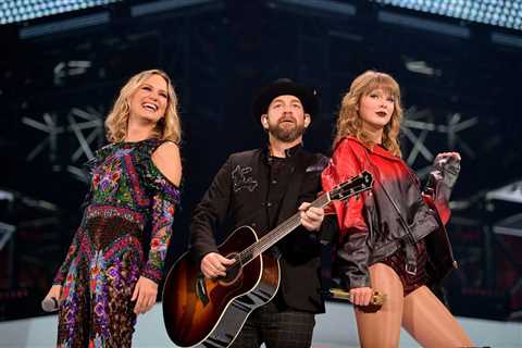 Here Are 13 Songs Taylor Swift Wrote for Other Artists