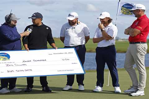 Golf star Xander Schauffele hilariously awarded check for $0 after not cashing in at Skins Game..