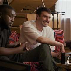 Fred again.. Talks About Dealing With Criticism & the Unanswered Email He Once Sent to Four Tet