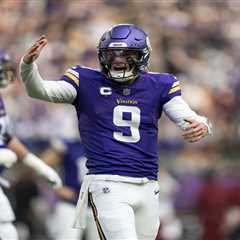 Vikings expected to bring in competition for struggling QB J.J. McCarthy in 2026