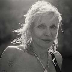 2026 Sundance Film Festival Lineup Includes Courtney Love Doc, Charli XCX’s ‘The Moment,’ ‘Best..