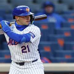 Yankees sign former Mets infielder Zack Short for depth while facing Anthony Volpe injury..