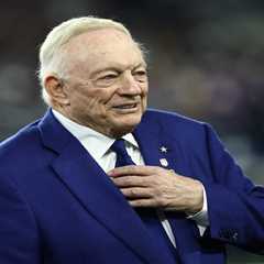 Jerry Jones went the extra mile to inspire Cowboys players before Christmas win