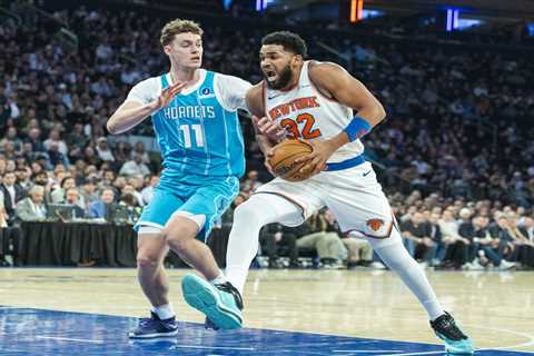 Knicks rebound from ugly loss with laugher over lowly Hornets
