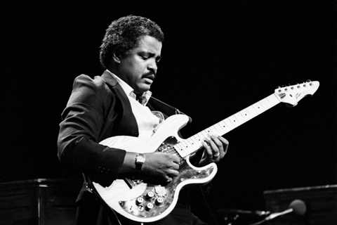 Phil Upchurch, Legendary Guitarist Who Worked With Michael Jackson & Donny Hathaway, Dies at 84