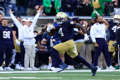 College football world fumes over Notre Dame’s CFP bracket snub