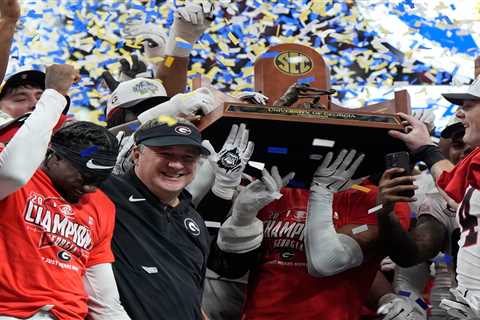 Georgia mercilessly mocks Alabama by ‘spanking’ them with belt after blowout win