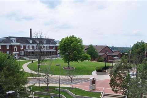 Kentucky State University Campus Shooter Kills 1 Person, Another Critically Wounded