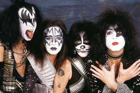 After Blaming Ace Frehley’s Death on ‘Bad Decision,’ KISS’ Gene Simmons ‘Humbly’ Apologizes: ‘I See ..
