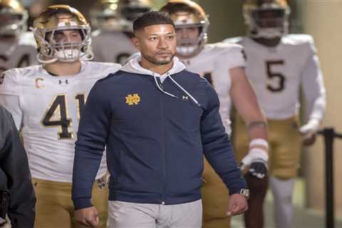 Notre Dame pushing to keep Marcus Freeman amid NFL interest, CFP snub