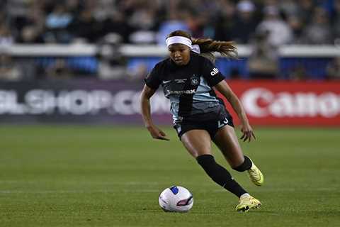 Midge Purce re-signs with Gotham FC on one-year contract