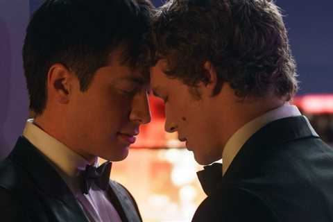 Here's How The Stars Of Heated Rivalry Responded To Jordan Firstman's Criticism Of The Show's Sex..