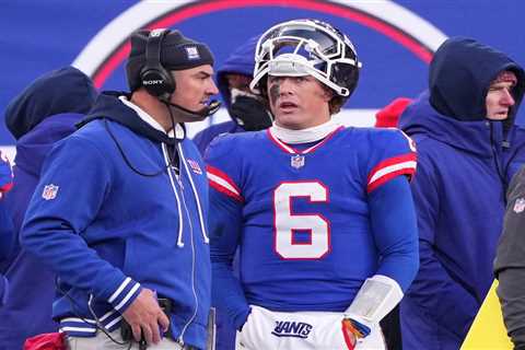 What we learned from Giants’ Week 15 loss: They got cute — and it backfired