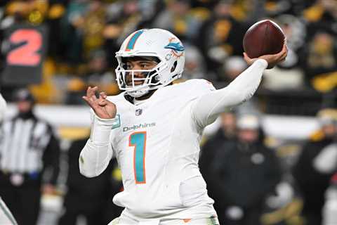 Tua Tagovailoa benched as Dolphins career suddenly at risk