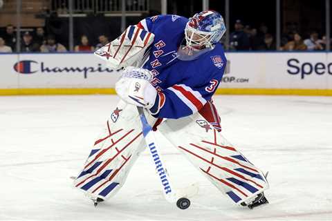 theScore Bet bonus code NPNEWS: Bet $10, get $100 in bonus bets for Rangers vs. Blues