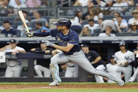 Pirates finally make trade splash by landing two-time All-Star Brandon Lowe in three-team deal