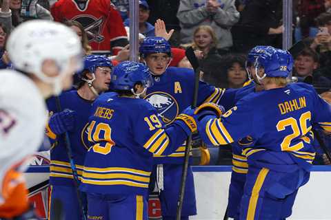 Sluggish Islanders fall to Sabres in shootout for third straight loss