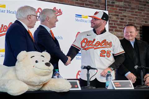 Ranking the 15 clear winners halfway through MLB free agency