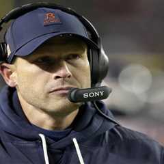 2025 NFL Playoffs divisional round odds, early predictions: 49ers, Bears have early value