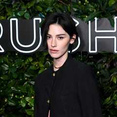 Gracie Abrams Gushes Over Paul Mescal & ‘Hamnet’ in Rare Comment on Boyfriend: ‘I Love Him Surprise’