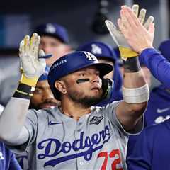 Insurance issues cost World Series hero Miguel Rojas chance at WBC