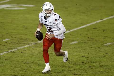 LSU’s Lane Kiffin interested in Cincinnati QB as transfer portal brings college football mayhem