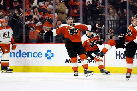 Trevor Zegras gloats after win over ex-Ducks team: ‘F—king amazing’