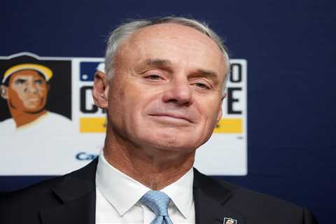 Rob Manfred outlines possible MLB realignment — and how it could impact Yankees, Mets