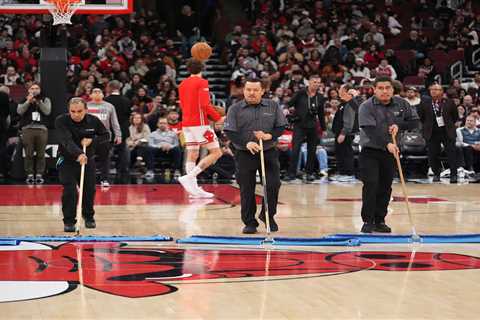 Heat-Bulls game postponed due to condensation on the court in bizarre scene