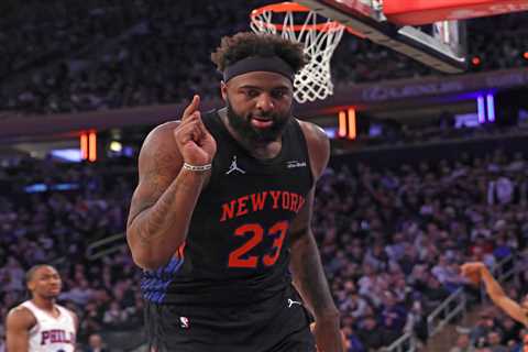 The many factors at play with Mitchell Robinson’s likely free agency looming