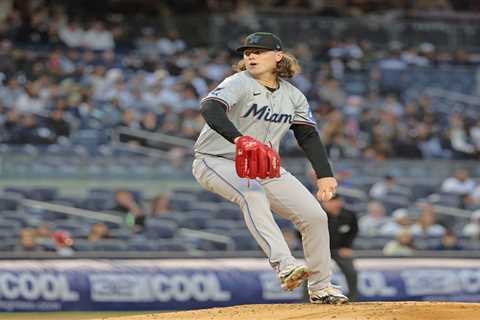 Yankees acquiring Ryan Weathers to bolster pitching depth in trade with Marlins