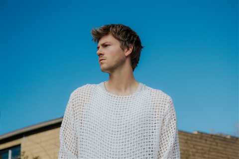 Ruel Wins 2025 Vanda & Young Global Songwriting Competition