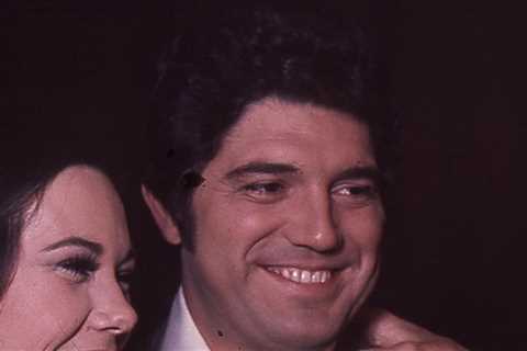 Singer Guy Hovis Dead at 84