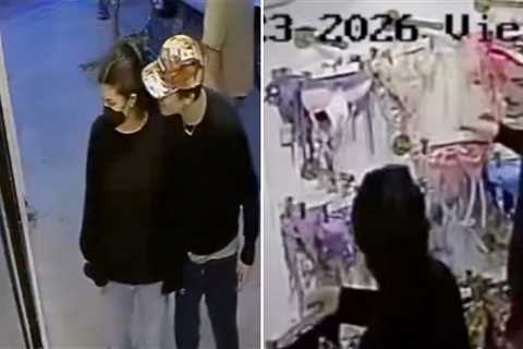 Kylie Jenner and Timothée Chalamet Shop for Bikinis on Mexico Vacation