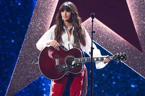 Ella Langley’s ‘Choosin’ Texas’ Tops Streaming Songs Chart