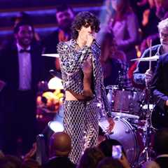 ‘Grammys, Get Up!’: Sombr, KATSEYE, Olivia Dean & More Deliver Dynamic 2026 Best New Artist Medley