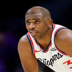 Clippers finally trade Chris Paul away after ugly saga