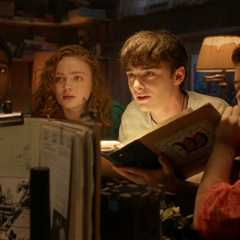 ‘Stranger Things 5’ Soundtrack Debuts in Top 10 on 7 Billboard Charts