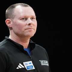 Miami of Ohio coach makes bold Speedo promise if team finishes regular season undefeated