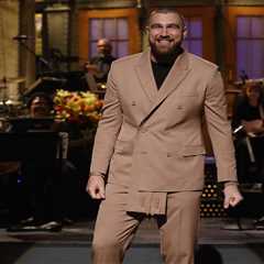 Travis Kelce in line for $15 million NFL broadcast job as he mulls retirement