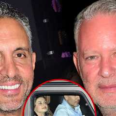 'RHOBH' Mauricio Umansky Out With Mystery Brunette and PK Kemsley