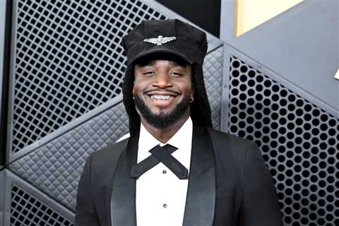 Shaboozey Honors Immigrants as He Accepts His First Grammy: ‘You Give America Color’