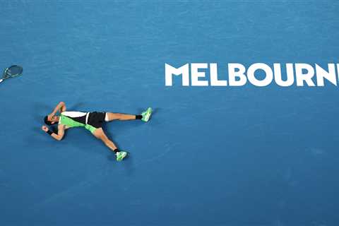 Carlos Alcaraz beats Novak Djokovic to win Australian Open, completing career Grand Slam