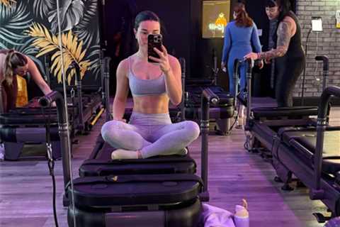 Ann Michael Maye shows off ripped abs as she kicks off Super Bowl 2026 week