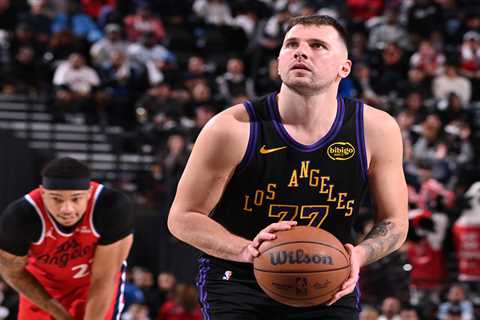 Lakers provide Luka Doncic injury update ahead of Warriors game