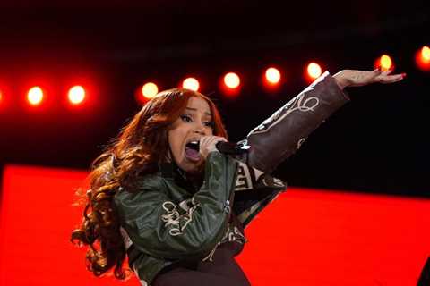 Cardi B Appears to Confirm Stefon Diggs Split During L.A. Show, Issues Stern Warning to Anyone..