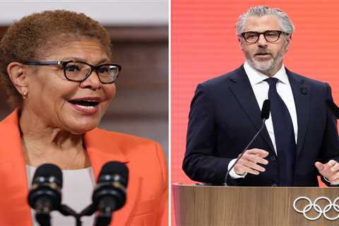 Mayor Karen Bass calls on LA Olympics boss Casey Wasserman to step down amid Epstein scandal