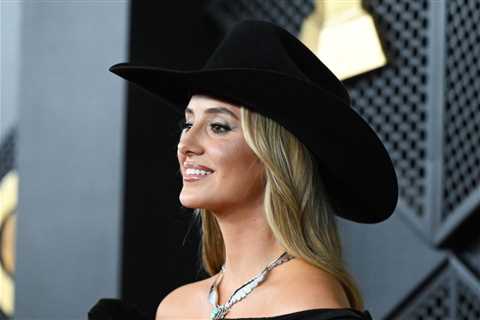 Lainey Wilson Calls Dolly Parton a ‘Dear Friend’ During Sydney Visit