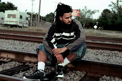J. Cole Charts 21 Songs on Hot 100 From ‘The Fall-Off,’ Surpasses 100 Career Entries